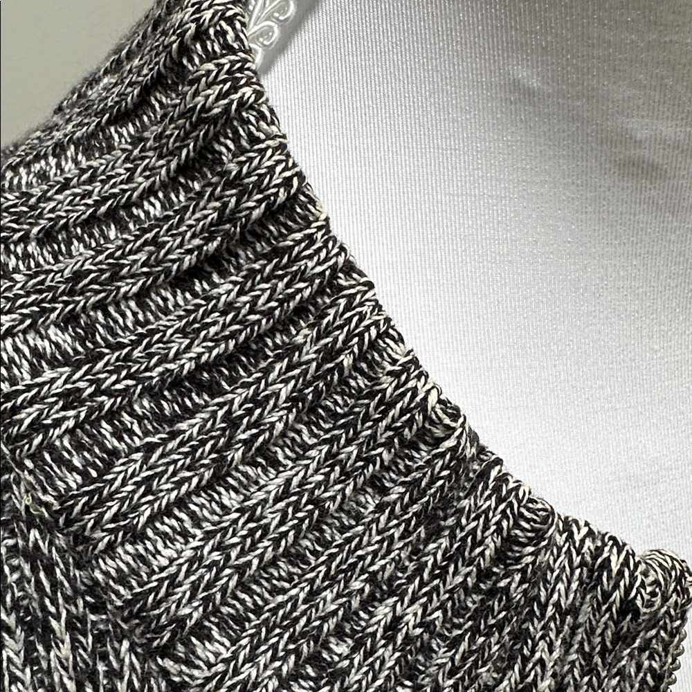 Kim Rogers Gray Zip-Up Cardigan Sweater - Picture 3 of 4